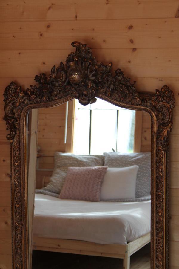 Chambre Studio Photo Chalet Sdb Partagee A Proximite Chavagne Екстериор снимка