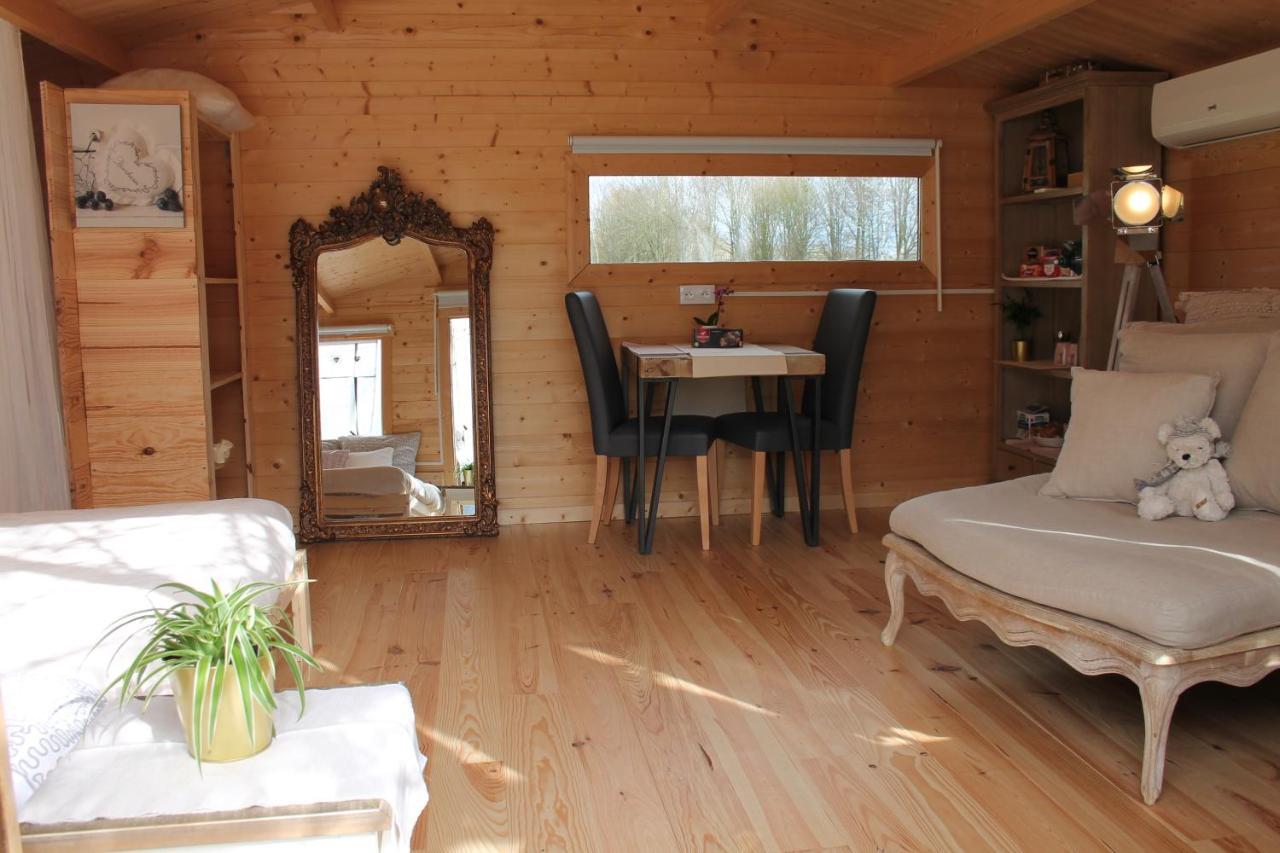 Chambre Studio Photo Chalet Sdb Partagee A Proximite Chavagne Екстериор снимка